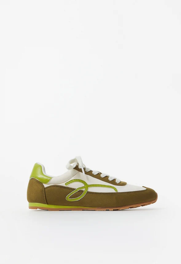 Home page -> New Arrivals Carousel